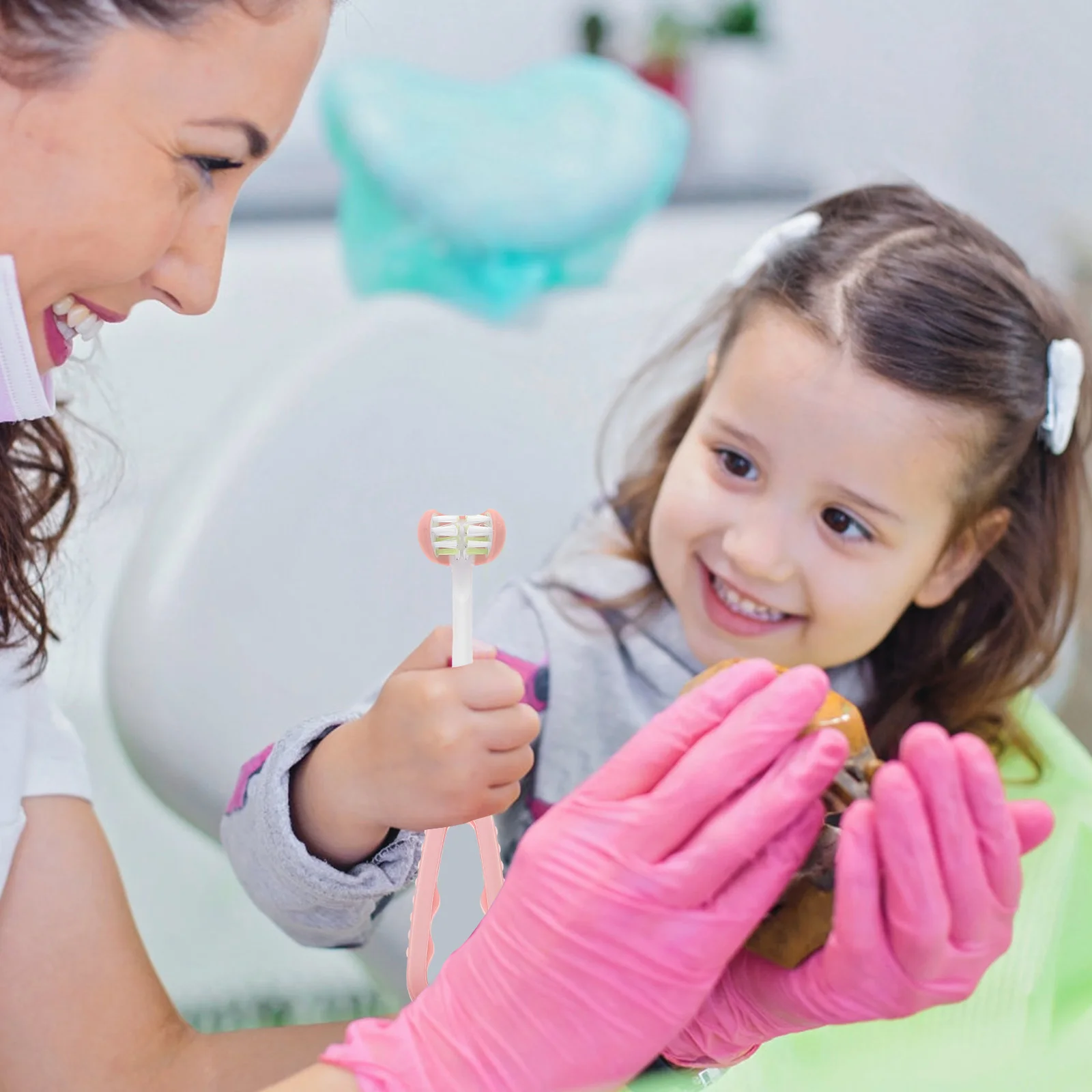 

1pc Kids U-Type Toothbrush Three-Side Wrapped Training Brush For Children Oral Care Bristles Infant Protector Toothbrush