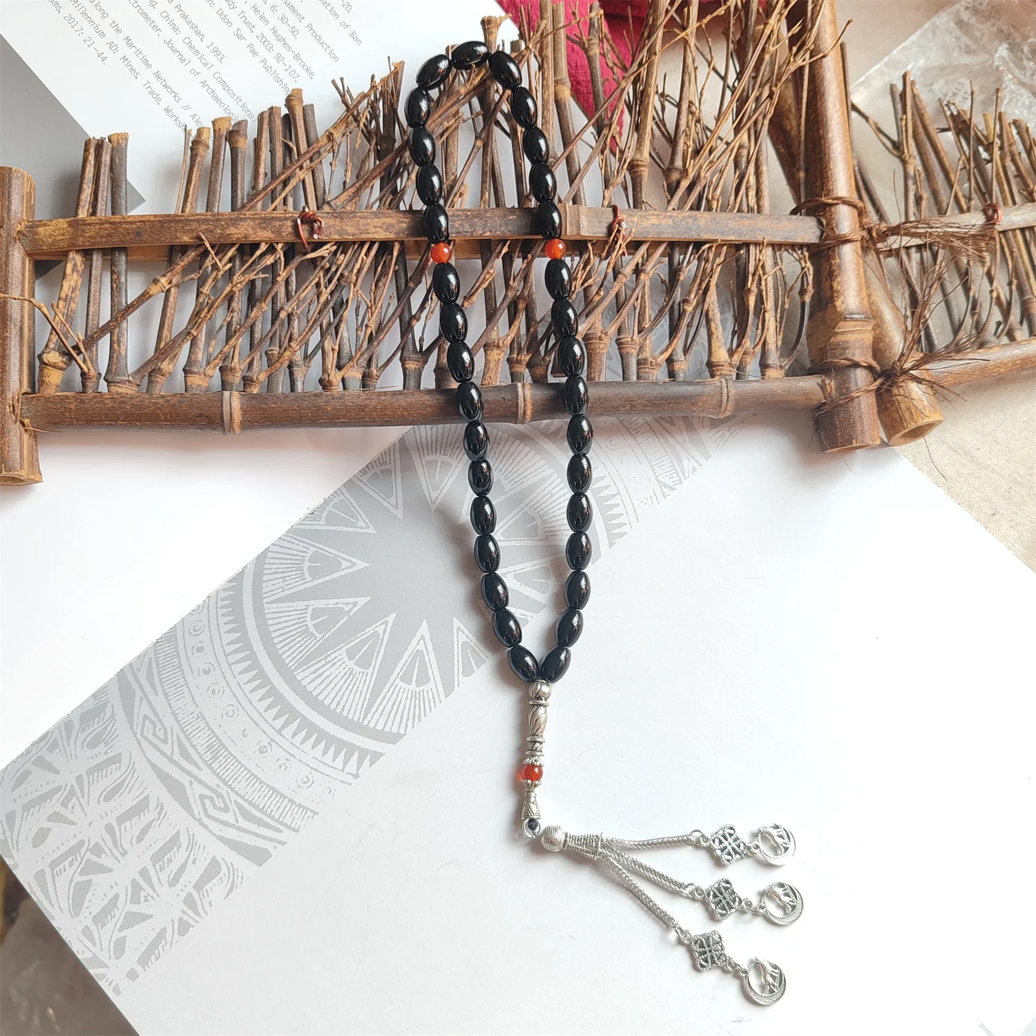 1pcs/lot Natural Black Red Agate 33pcs Beads Hand String Prayer Beads 11×8mm Comes with a pendant in S925 silver Ethnic style