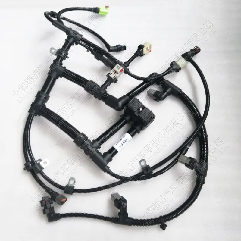 

Электронный блок управления Cummins QSB6.7 с проводкой 4939039