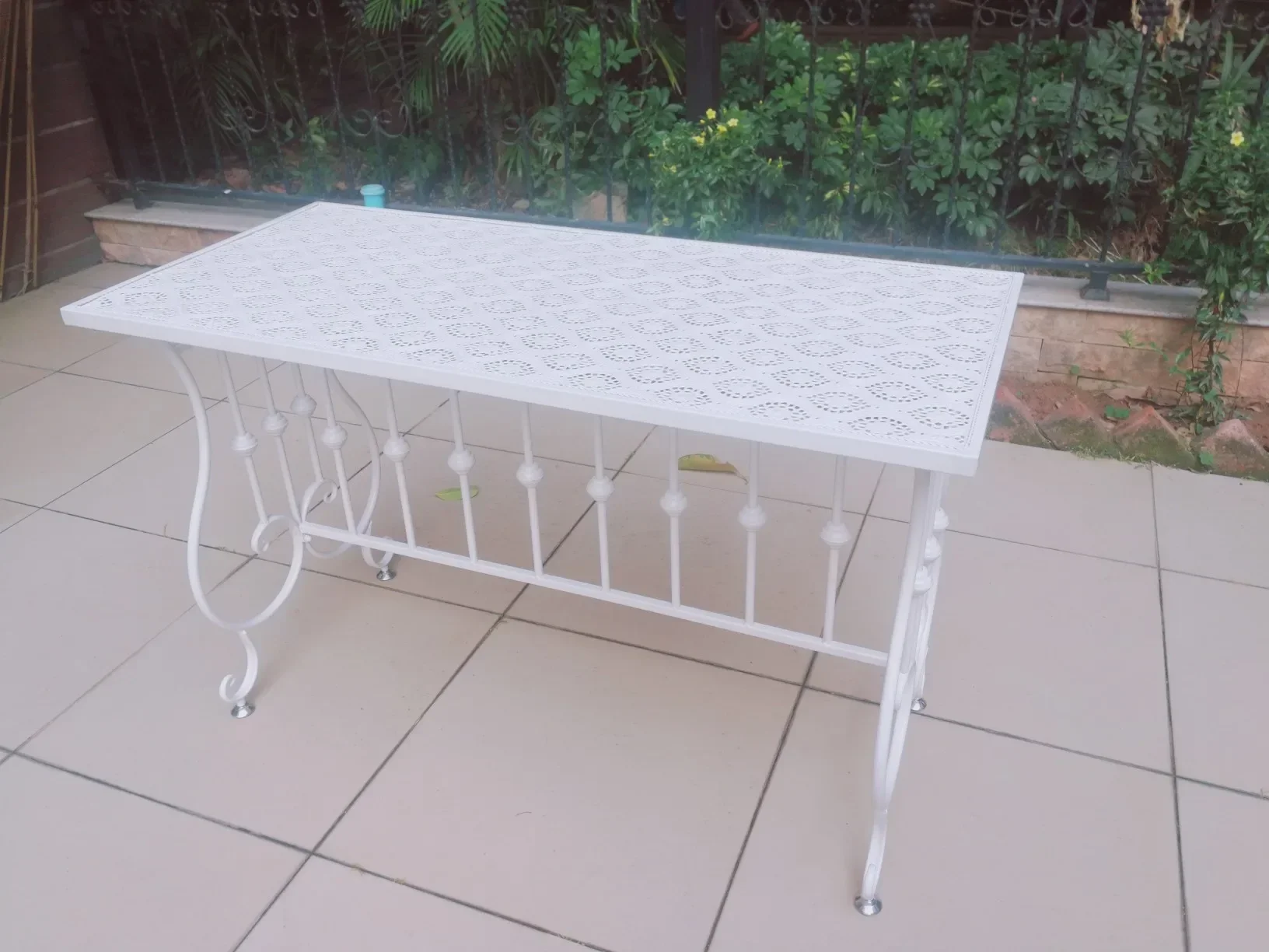 Accent Chair Outdoor Garden Balcony Weather Resistant Easy Assembly Sturdy Durable Stable Construction Heavy Duty Comfortable