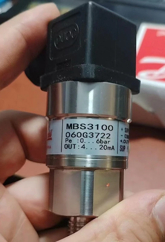 FOR Danfoss MBS3100 060G3722 Pressure Sensor New For Oil Separator 1 Piece