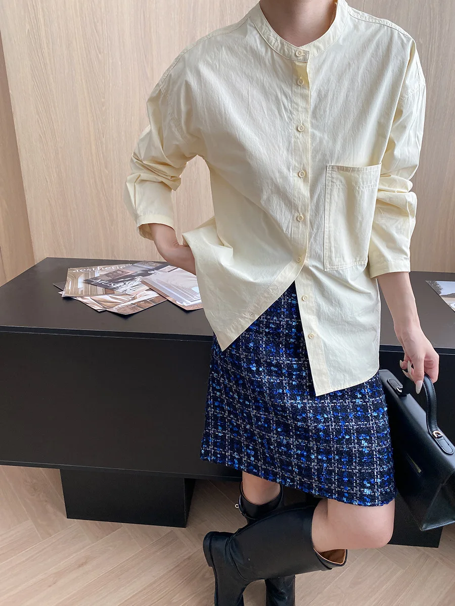 

Расслабляющая свободная рубашка с воротником-стойкой для похудения и одним карманом из хлопка