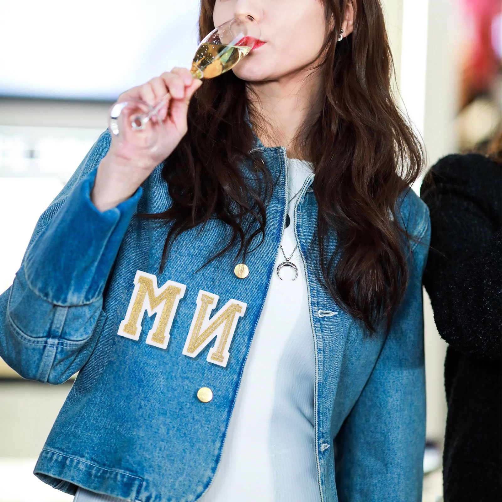 

2Sets Hot Melt Embroidery Patch Kit Durable Cloth Patches for DIY Clothes Bags Shoes Accessories Craft Supplies