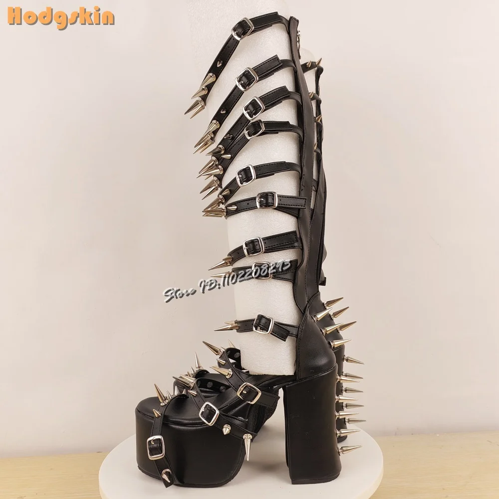 Sexy Spikes Knee-high Sandals Round Toe Rivet Straps Platform High Chunky Heels Side Zipper 2025 Summer Women Fashion Punk Shoes
