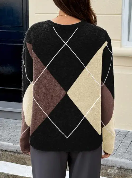 

2025 Autumn and Winter Fashion Splicing V-Neck Contrasting Long Sleeved Sweater for Women's Casual Simple Classic Sweater