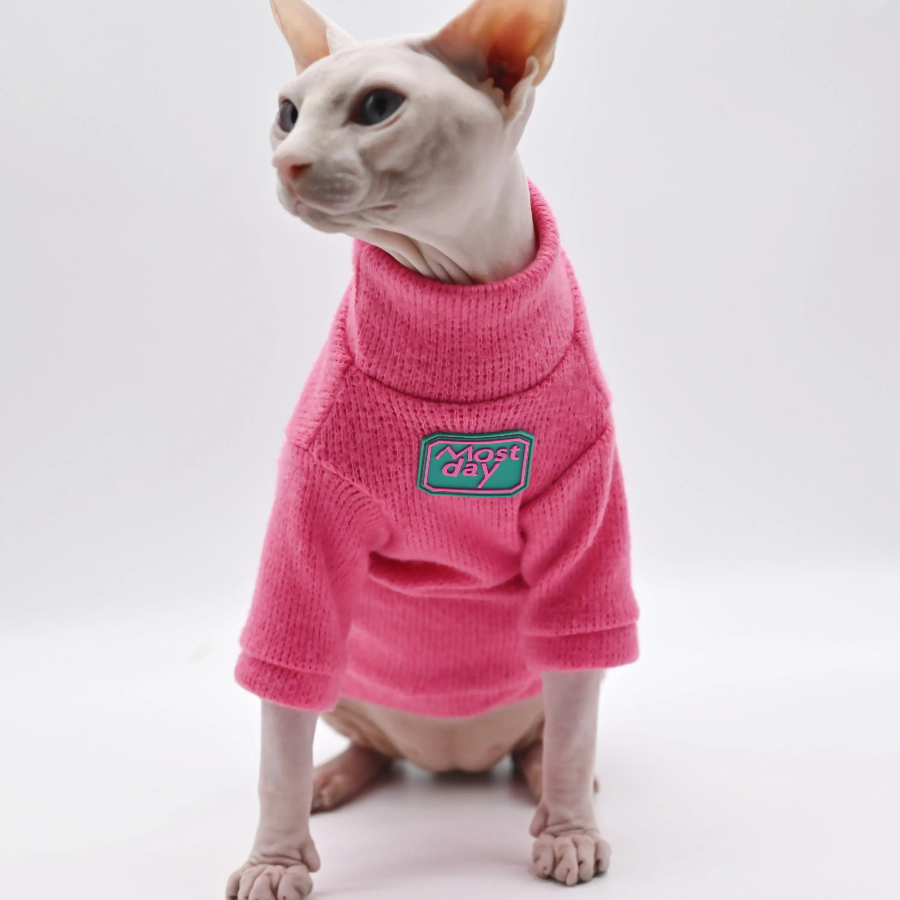 DUOMASUMI Devon Sweater Sphynx Cat Clothes Fashion Kitty Soft and Comfort Winter Hairless Cat Clothes