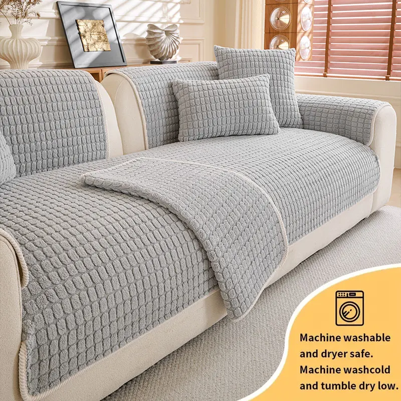 1PC-Creme-Stil Plüsch dickes warmes Sofakissen, Herbst und Winter feste rutschfeste gerade Reihe Sofakissenbezug Tuch