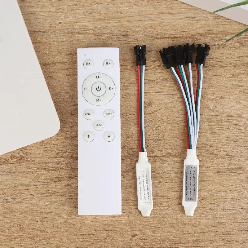 12Key Running-Water Controller 4 Channel Control White/Black RF Remote LED Running-Water Controller For WS2811 LED Strip Light