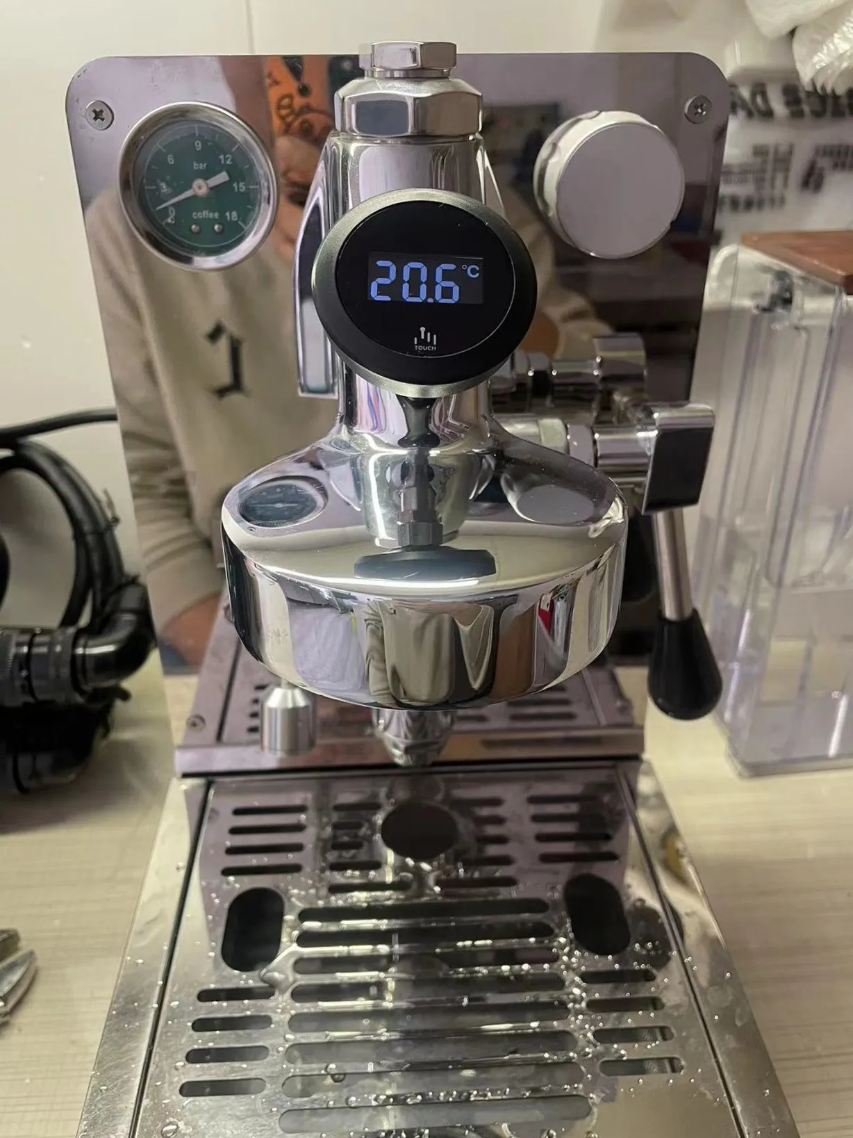 E61 brewing head coffee machine thermometer monitor rocket