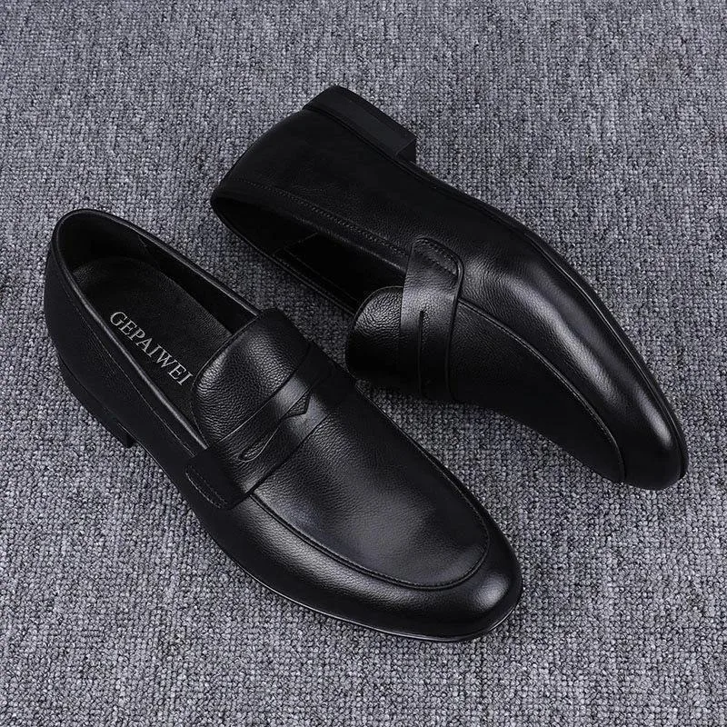 Men's Dress Shoes Business Leather Shoes Classic Slip on Soft Sole Formal Shoes Breathable Loafers British Style Office Men Shoe