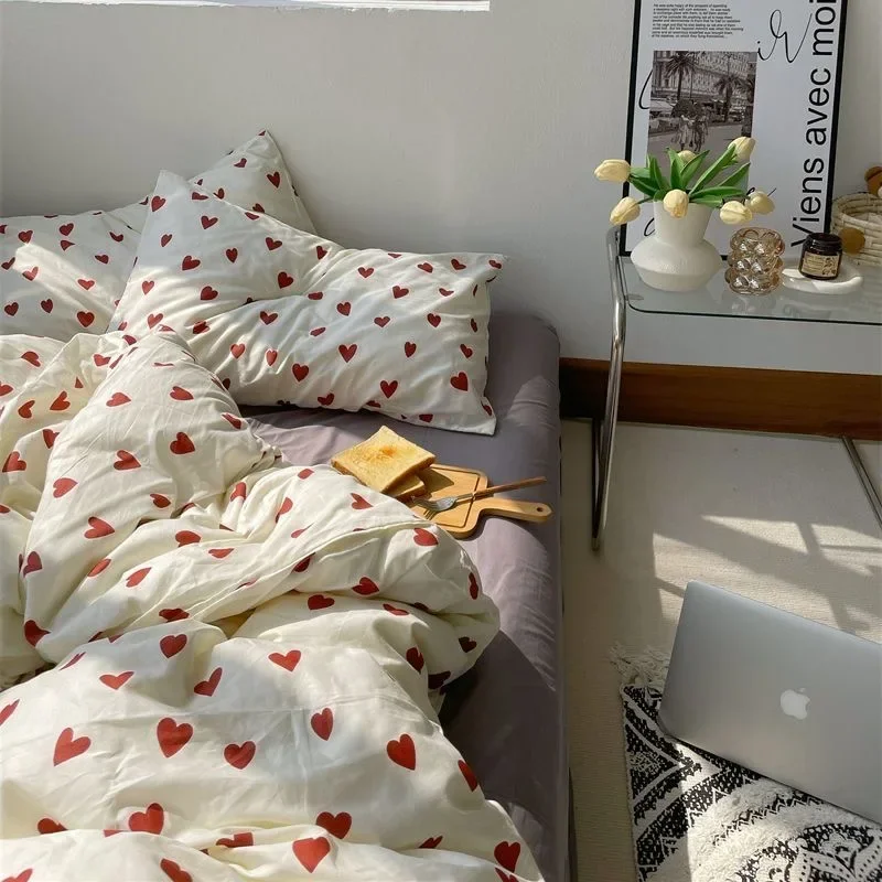 4pcs Korean Style Bedding Sets Heart Print Kid Adult Twin Full Queen Size Bed Flat Sheet Linen Duvet Cover Set Pillowcase Home T