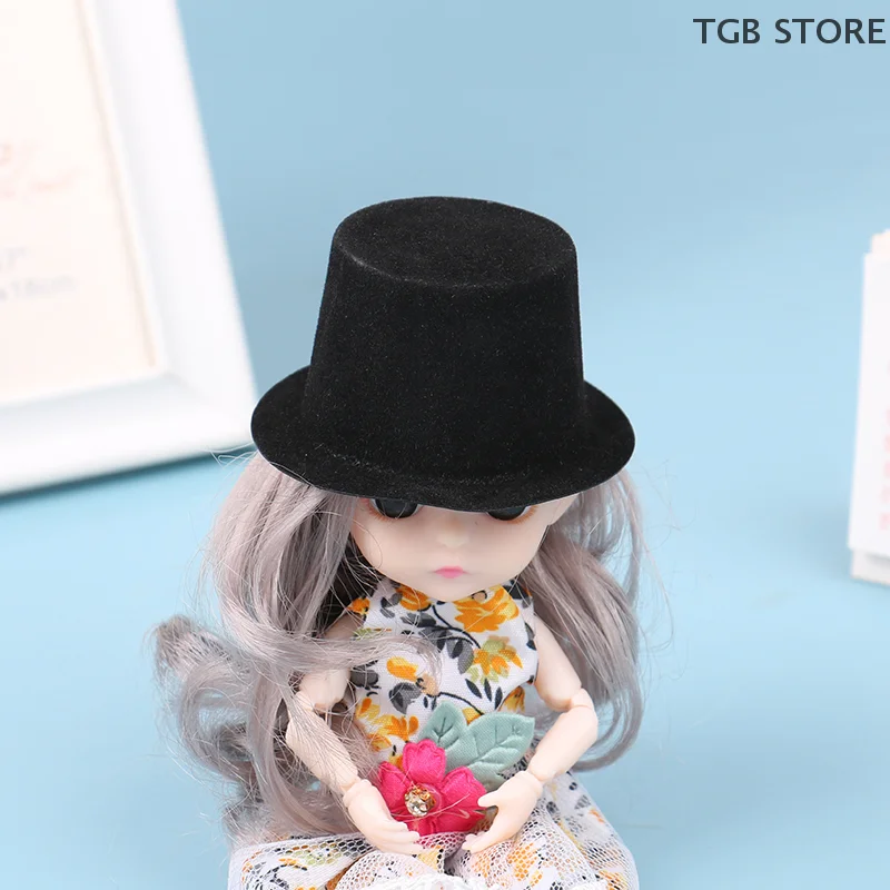 10 قطعة بولي كلوريد الفينيل الأسود مصغرة محاكاة توافدوا قبعة نموذج 1:12 دمية DIY الملحقات