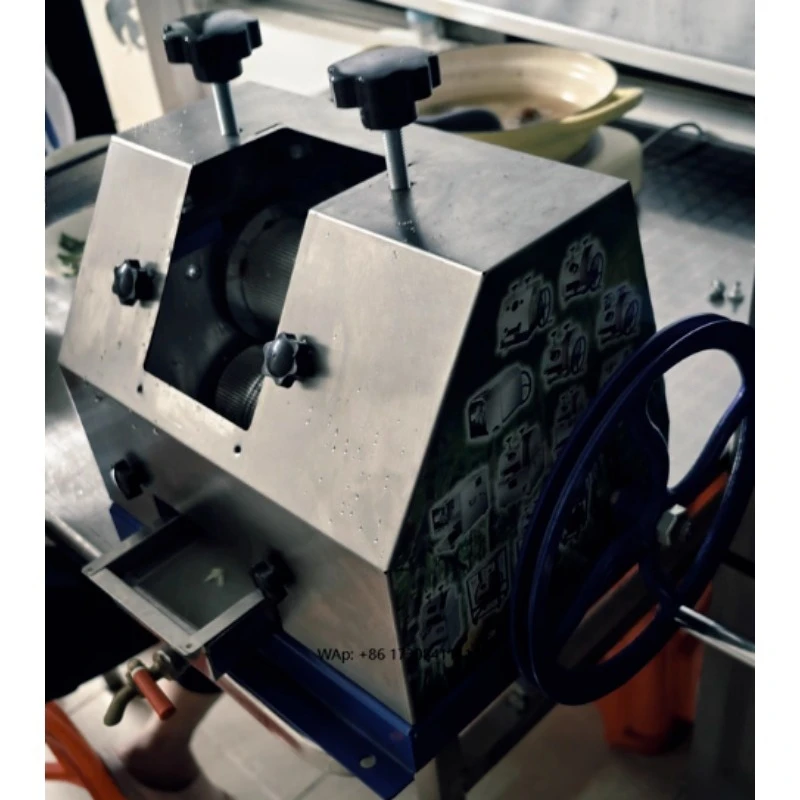 

Stainless Steel Hand Cane Juicer Commercial and Small Desktop Manual Cane Juicer