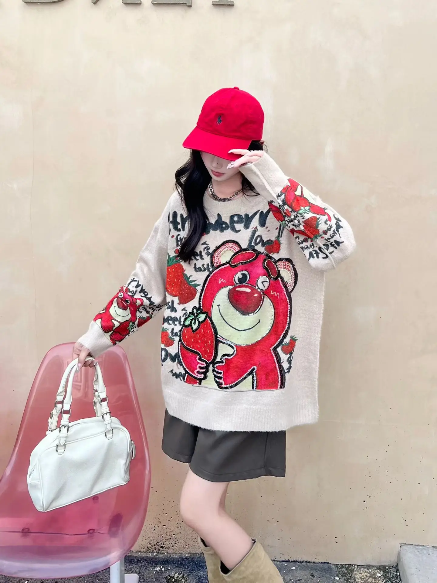 الدب الكرتون طباعة الثقيلة حجر الراين طويلة الأكمام طاقم الرقبة سترة للنساء الخريف بلوفر شتوي فضفاض تريكو سترة #2