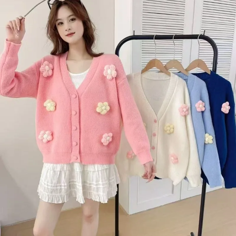 

Versatile Sweet New Tops Three-dimensional Pattern Comfort Flower Sweater Casual Knitted Cardigan Short Loose Coat High Street
