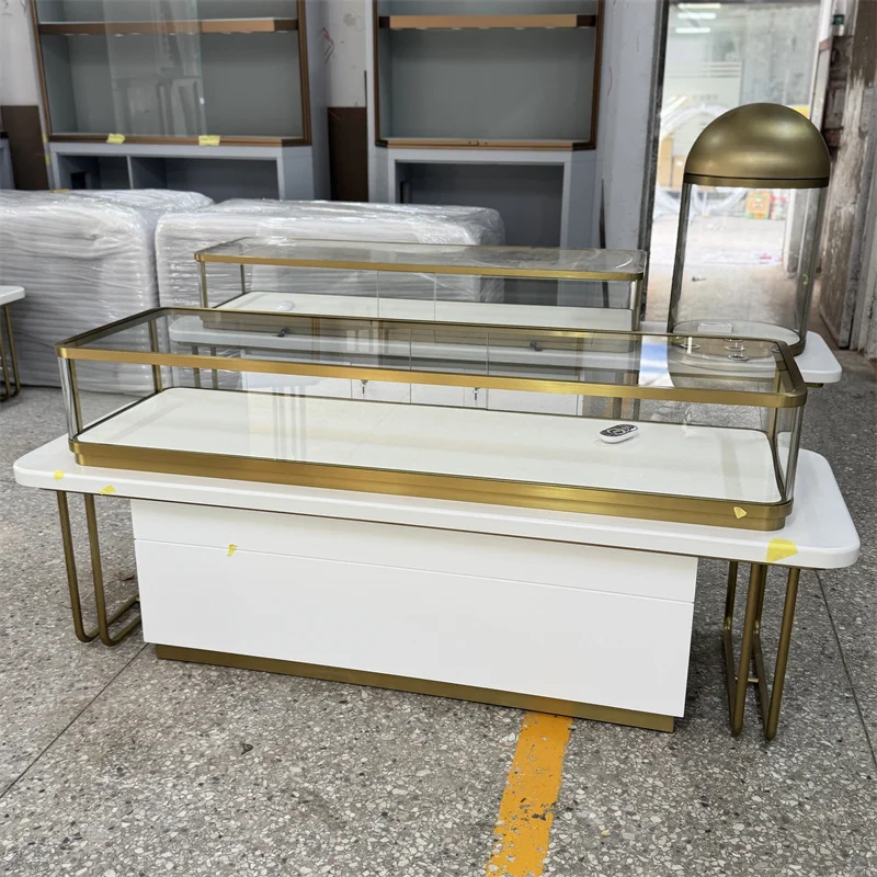 custom.High-end Jewellery Counter Curved Glass Jewelry Display Cases Suitable High-end Jewelry Stores