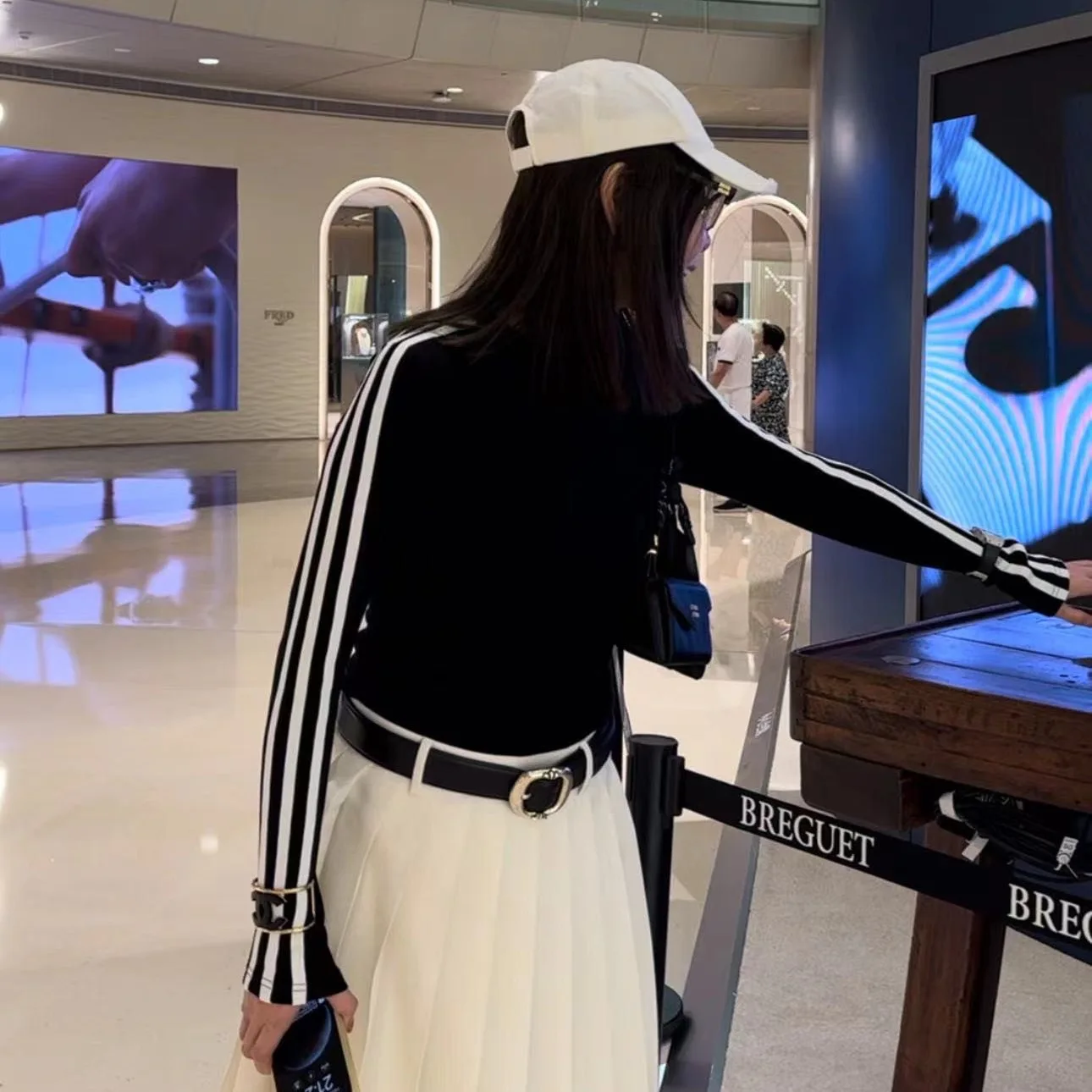 

High Elastici Silk Wool Base irt Tee Bars Design Autumn New Arrival Ladies Premium T-irt Other Material 00%