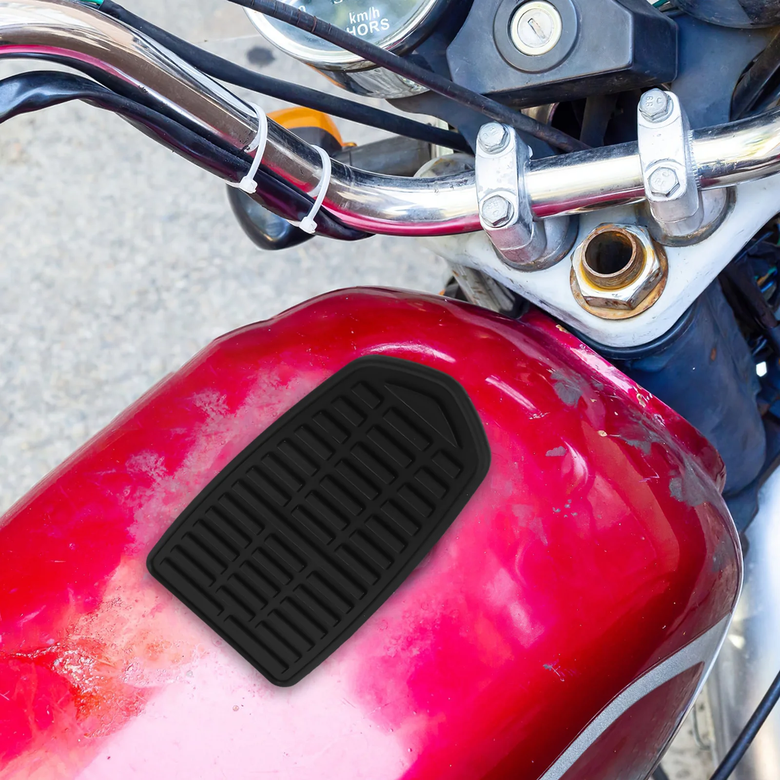 

1Set Motorcycle Fuel Tank Pad Rubber Retro Side Stickers Vintage Protection Knee Pads Scratch Resistant Gas Tank Covers