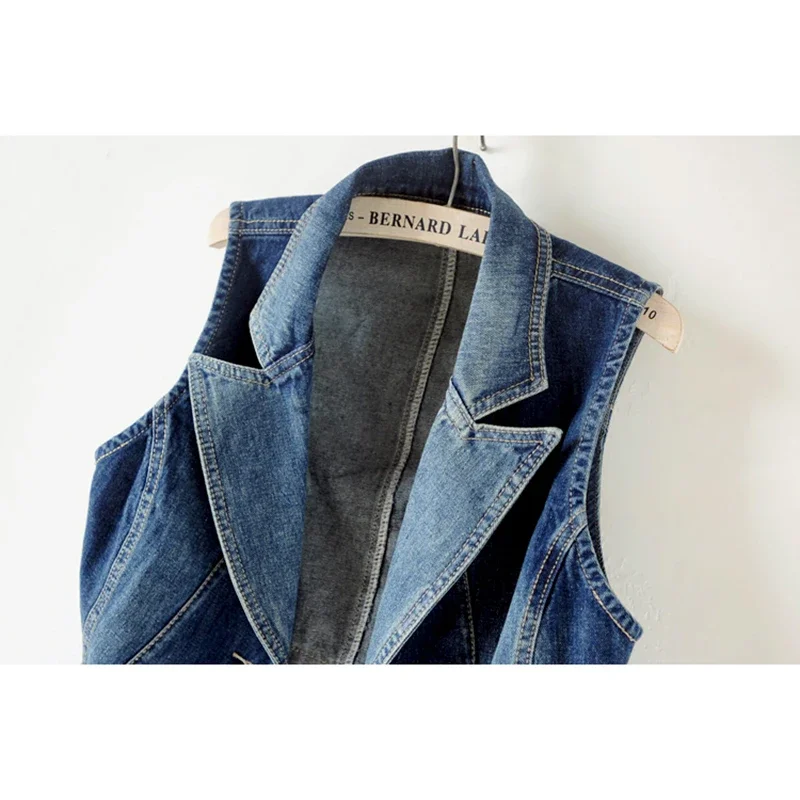 Gilet di jeans con colletto blu vintage Gilet da cowboy corto sottile da donna Primavera Estate Cappotto da giacca di jeans senza maniche coreano femminile
