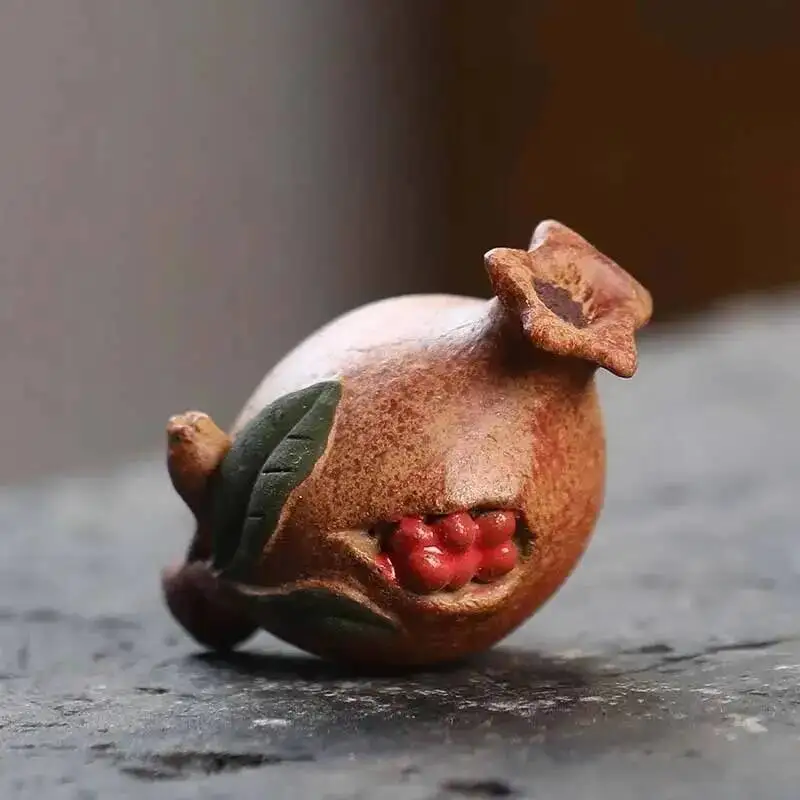  Zisha Tea Pet Bionic Fruit Pomegranate Small Ornament Slope Clay Handmade Tea Play 