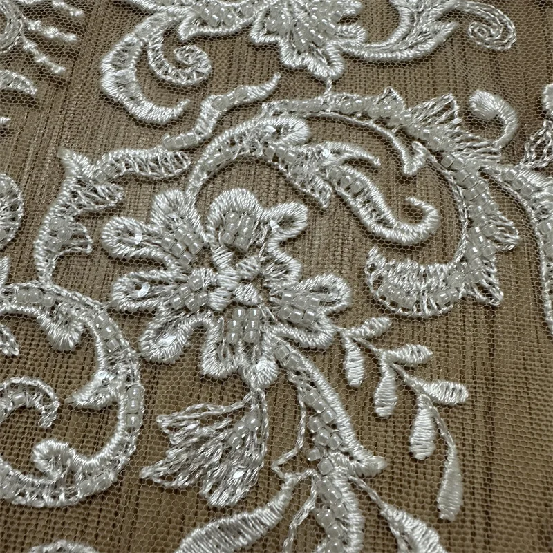 Vantage High Quality low price Heavy Bead Sequins Ivory Tulle Embroidery Garment Bridal Dress Wedding Dress Lace Fabric 1 Yard