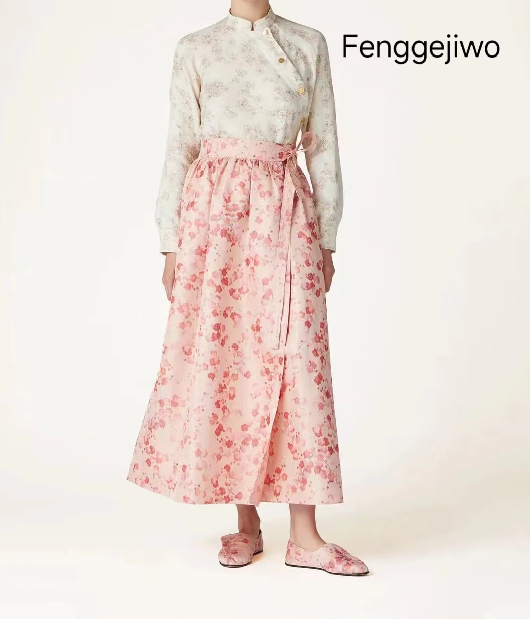 

Fenggejiwo cherry blossom print wrapped A-line knee length skirt with adjustable waistband at the waist, perforated and crossed