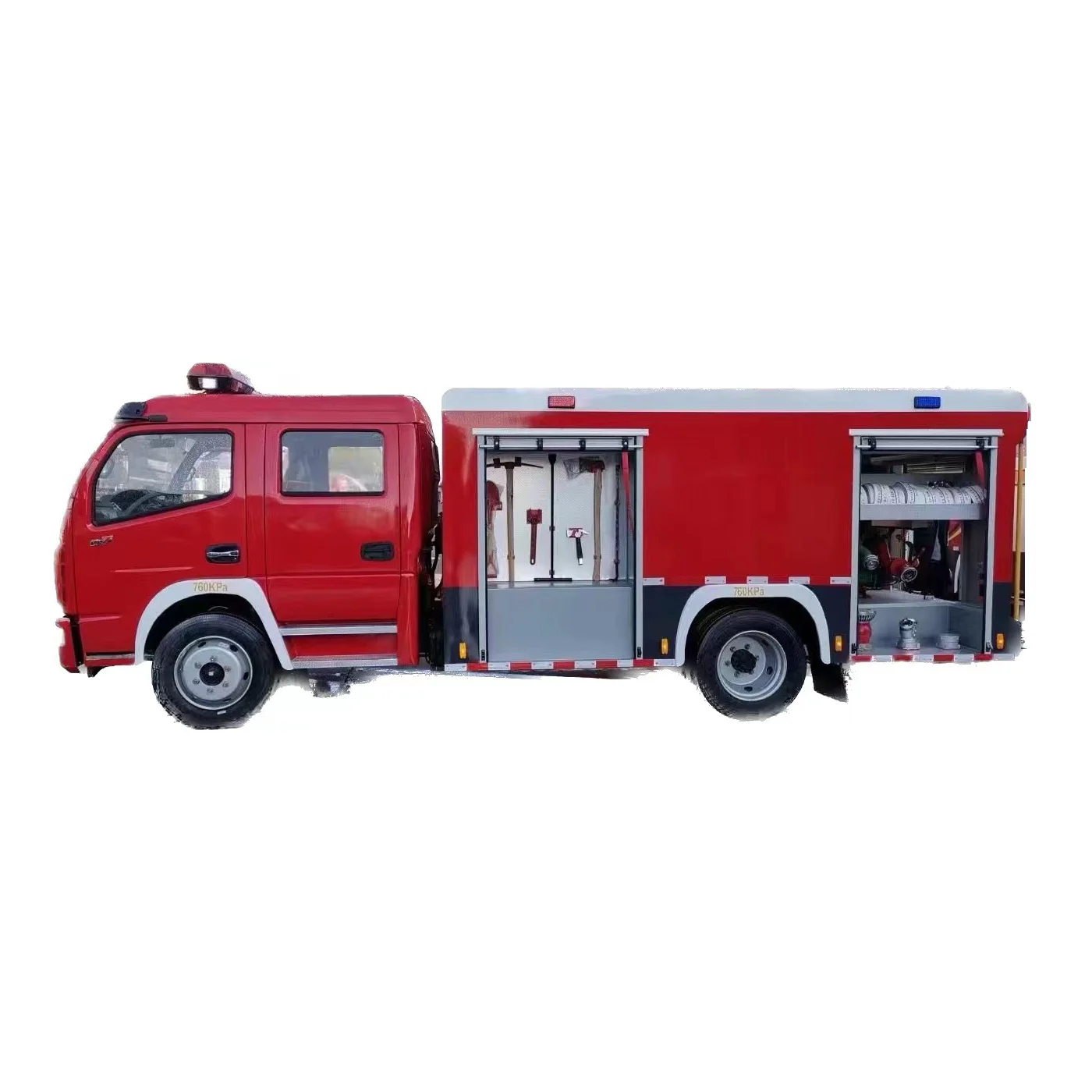 

Isuzu Foam Fire Truck 4*2 130hp With 3000l Water Tank Volume 2+3 Passenger Fire Trucks Customizable For Firefighting And Rescue