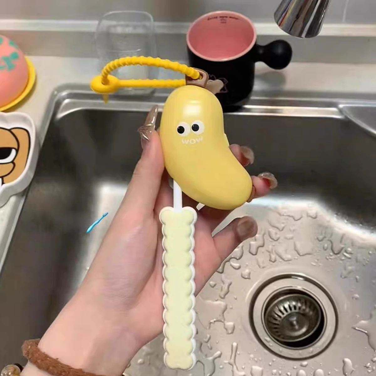 غطاء حماية لفرشاة أسنان الموز مع صندوق تخزين معجون الأسنان - مدمج ومريح - غطاء فرشاة الأسنان الأساسي للسفر