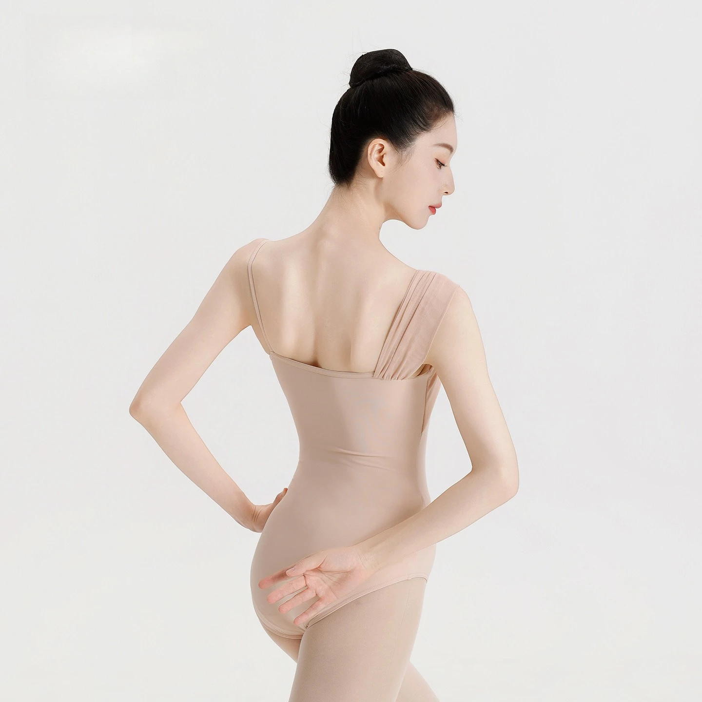 

Ballet Dance Leotard Asymmetrical Strappy for Women Solid Color Mesh Dancewear Ballet Practice Gymnastics Bodysuit Clothes