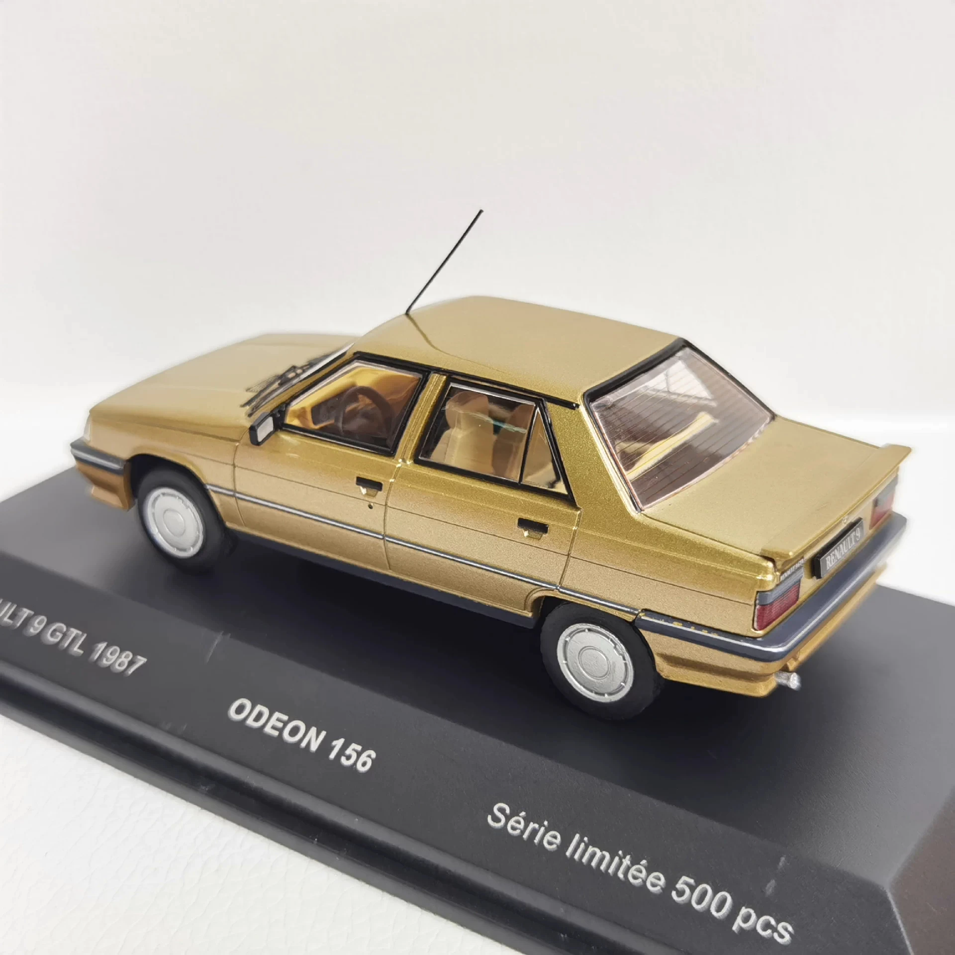 أوديون 1/43 رينو 9 GTL 1987 موديل سيارة رينو، سبيكة، 2R