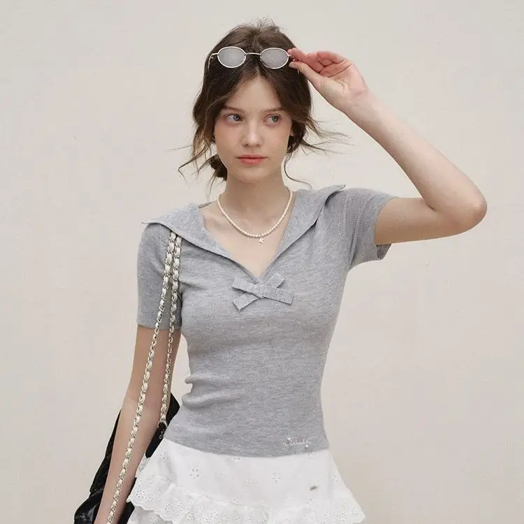 Summer Temperament Age Reducing College Style Women's V-Neck Design Butterfly Knot Knit Short Sleeved Shirt