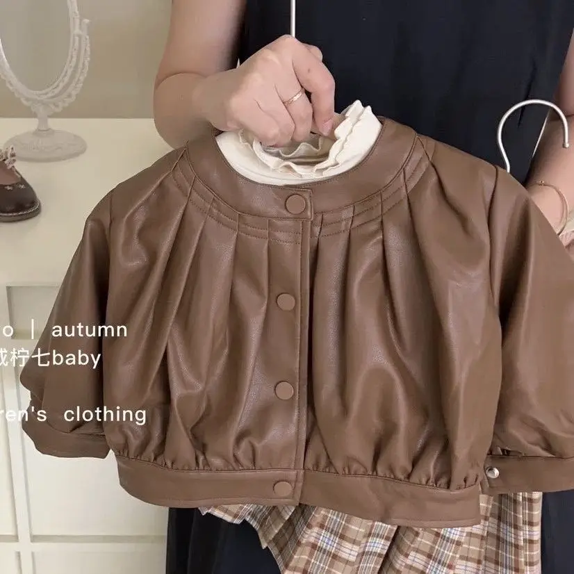 Girls' Autumn New Style Baby Girl Fashionable Leather Jacket Stylish Bottom Shirt, Sweet Pleated Skirt 3-Piece Set