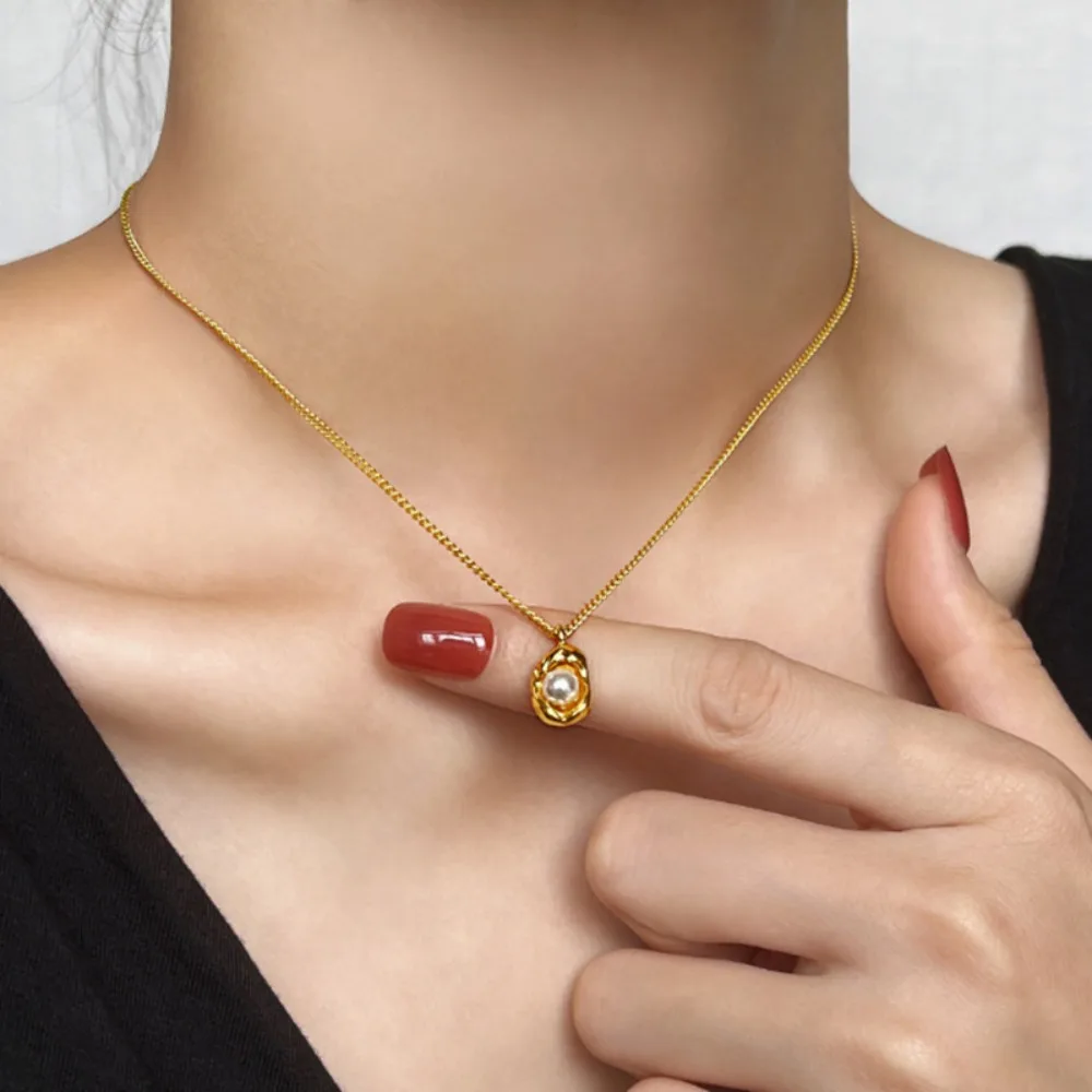 Stainless Steel Personality Design Gold Color Peanut Pearl Pendant Necklace for Women Charm Fashion Chokers Jewelry Colorfast