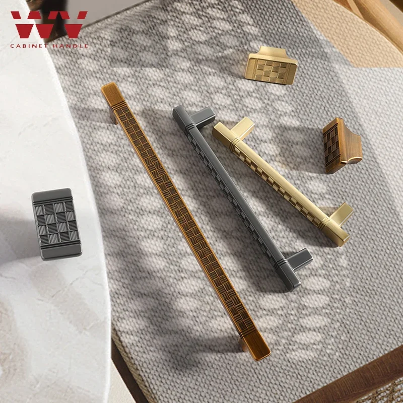 YM Chinese Style Zinc Alloy Black Gold Door Handles Kitchen Cabinet Handles Solid Drawer Knobs Fashion Furniture Hardware