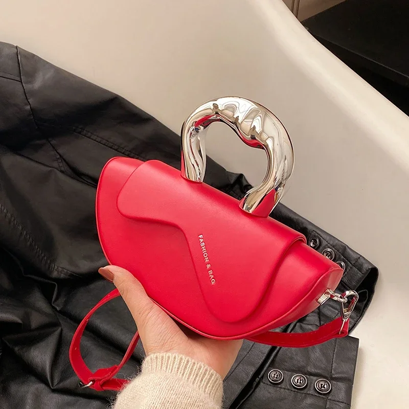 Catena PU Lock Catch 2024 Vendita calda Borsa a tracolla Borsa a tracolla da donna semplice alla moda Hottie Balloon Borsa in tinta unita