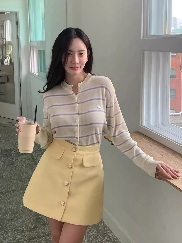 

Liangliang Home Color Colion Тонкий длинный све в полоску вязаный женский летний новый винтажный антивозрастной солнцезащитный крем Открытая кардига...