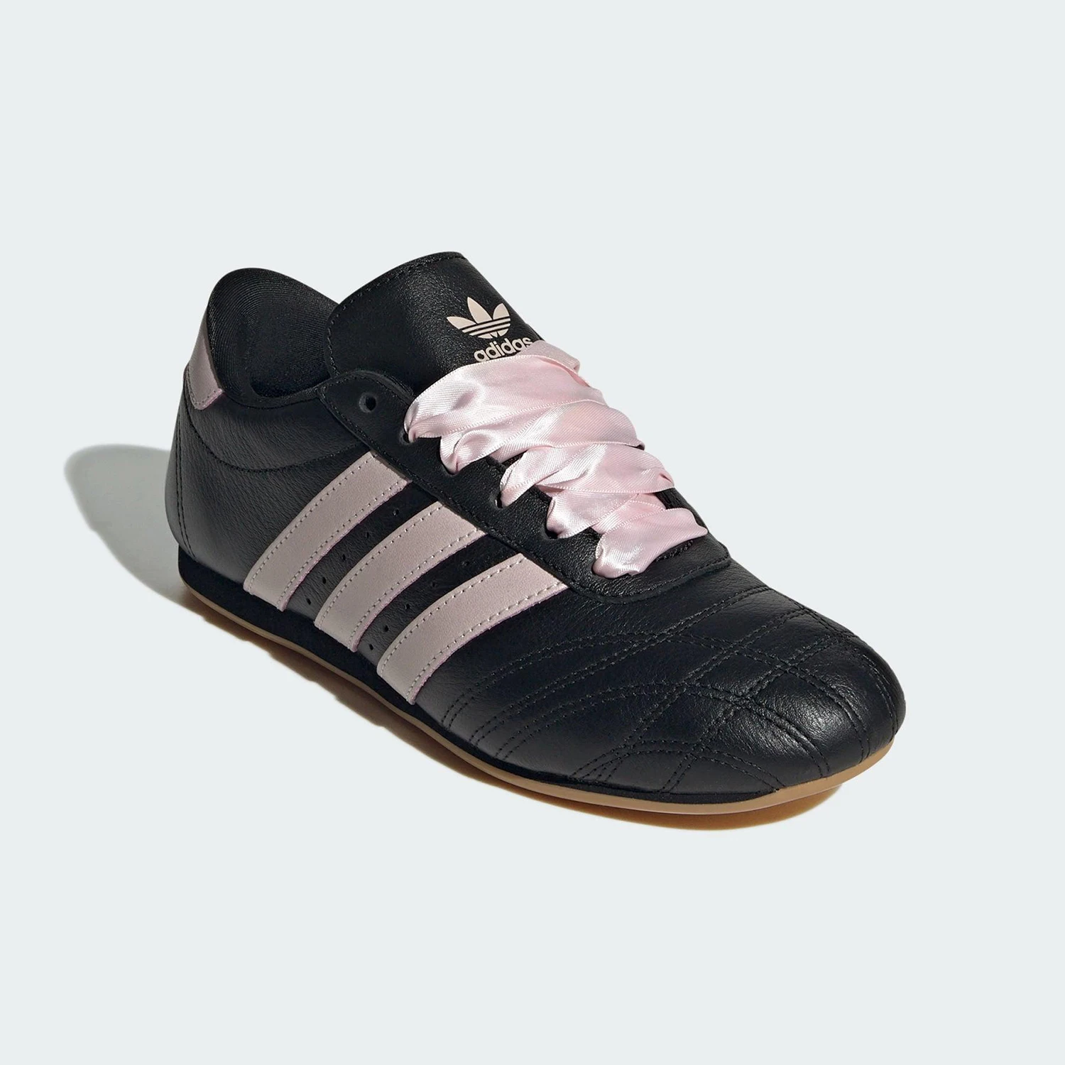 حذاء Adidas Official Genuine Originals النسائي الكلاسيكي ذو النعل الرقيق كاجوال JS1615