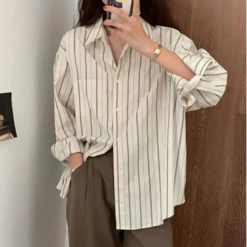 Vertical Striped Women\'s Spring and Autumn 2024 Patchwork POLO Collar Button Pocket Fashion Elegant Loose Long Sleeved Shirts