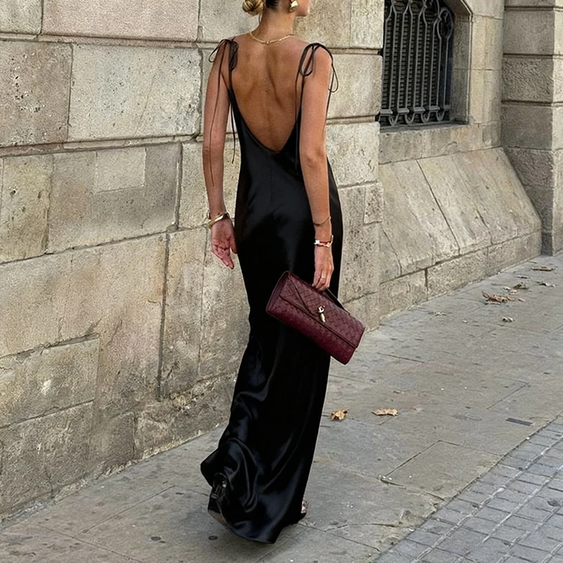 Perfect Hairstyles for Backless Dresses: A Complete Guide to Styling Your Evening Look Perfect Hairstyles for Backless Dresses: A Complete Guide to Styling Your Evening Look