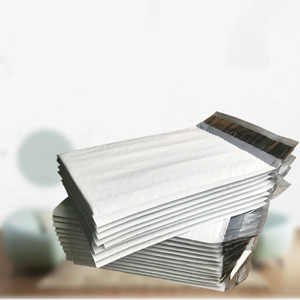 

100Pcs Waterproof Shockproof Bubble Padded Envelopes Self-Sealing Lightweight Mailing Bags Protective Envelope for Sending