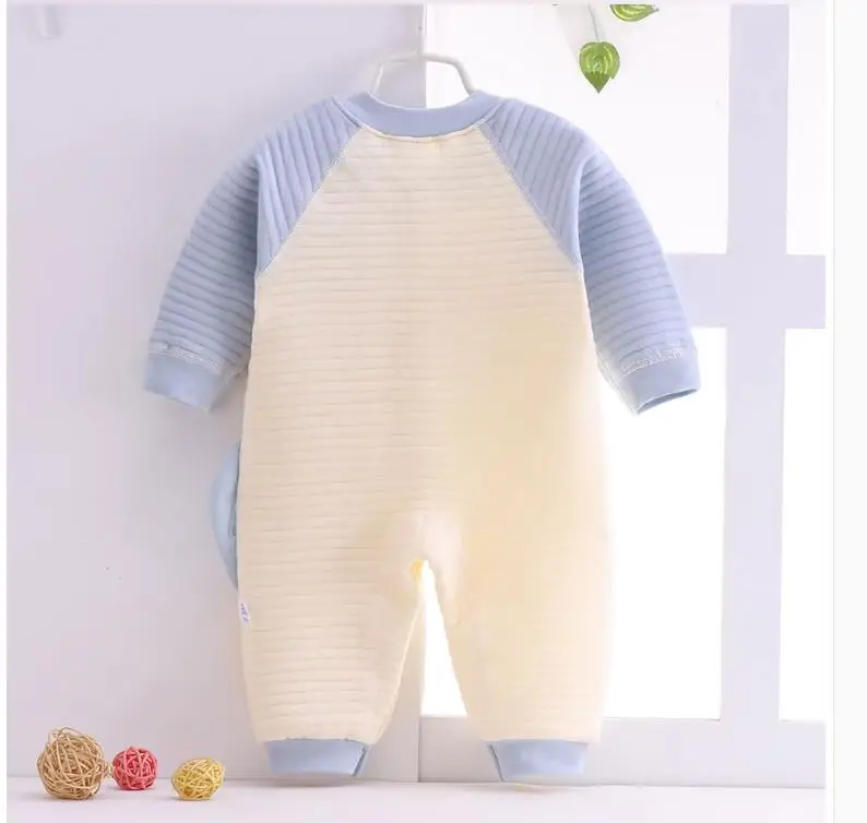 Pure cotton warm clothes for newborn babies 1