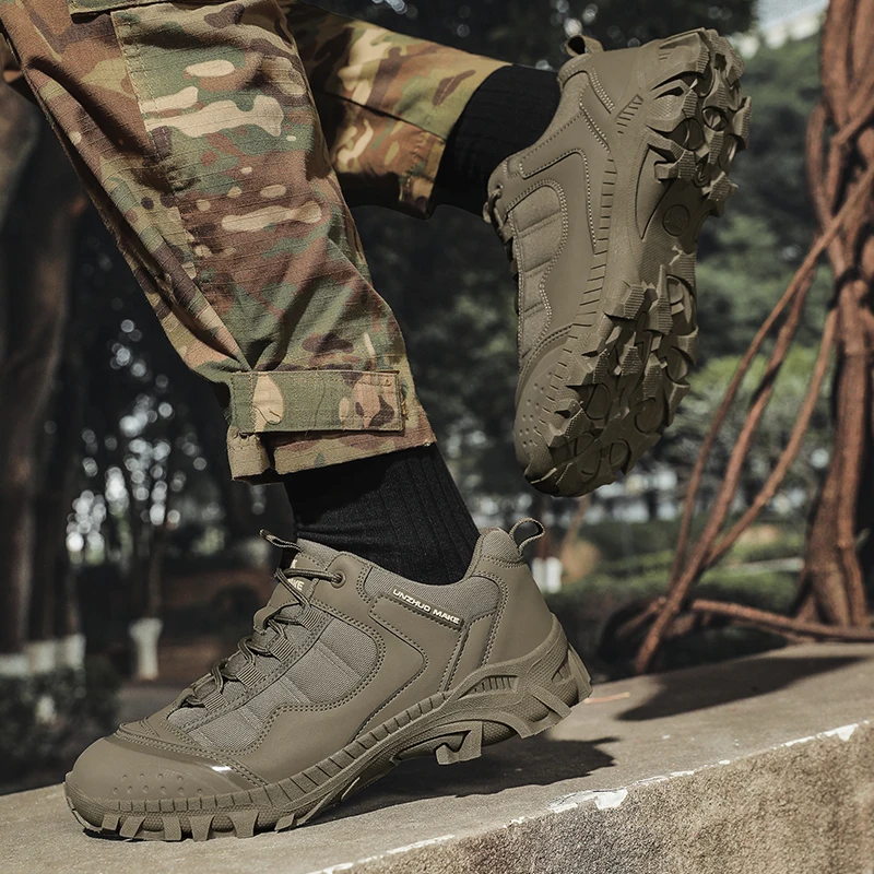 

Hiking Shoes Men Shoes Outdoor Low-top Comfortable Solid Color Striped Men's Shoes Anti-slip Casual Sports Shoes Men