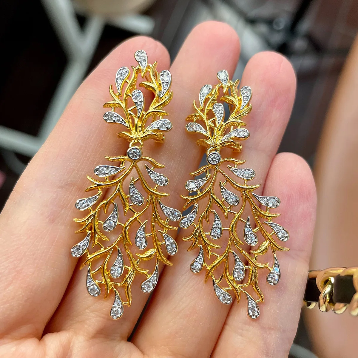 S925 Sterling Silver Hollow Leaf Vein Stud Earrings Light And Smart Leaf Shape Earrings Perfect For Casual And Formal Occasions