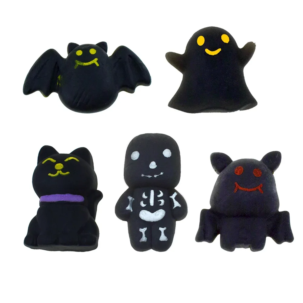 Halloween Party 10Pcs Novel Halloween Squeeze Stress Relief Toy Random Style Ghost Bat Pumpkin Squeeze Vent Toy