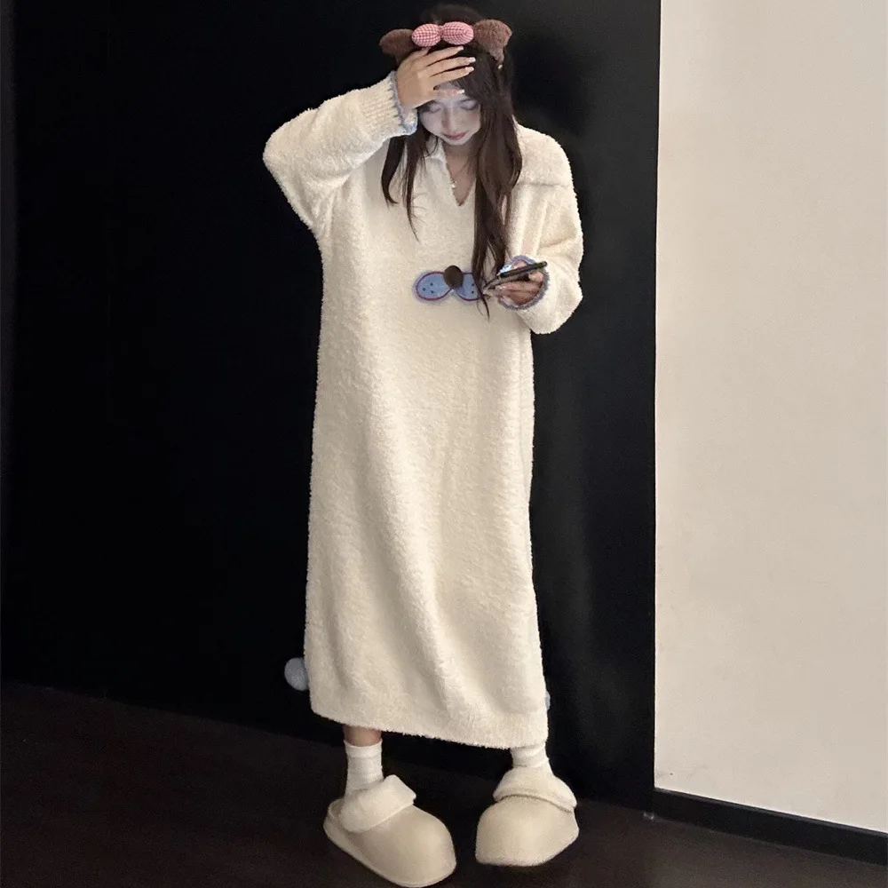 

Cute Cat Half-Fleece Dress Women's Winter Style 2026 New Lapel Long Sleeve Loose Casual Mid-Length Nightgown/Home Wear Warm