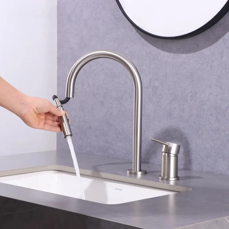 

Смеситель для кухонной мойки с выдвижным изливом, однорычажный, поворотный, латунный, цвет матовое золото/никель