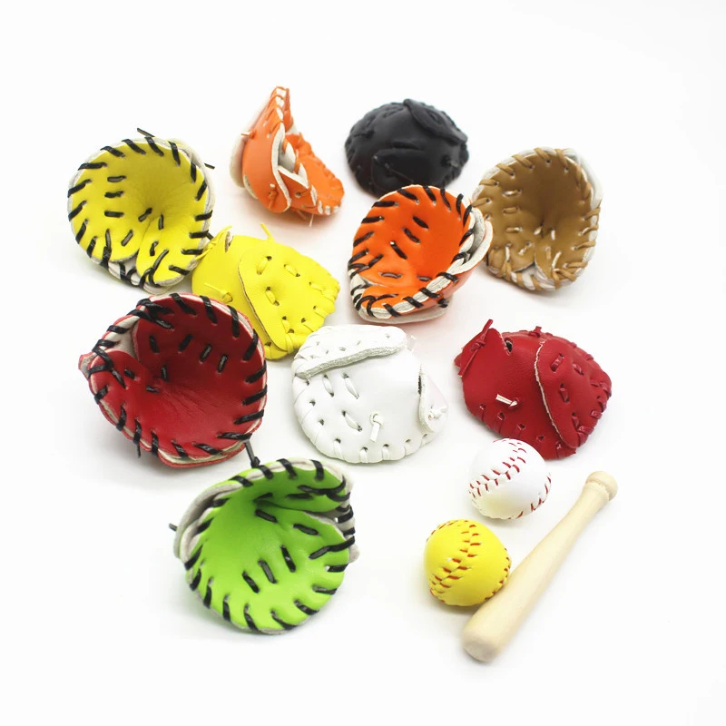 Lovely Sports Baseball Bat And Ball Set Unisex Newborn Baby Photography Props Mini Decorative Miniature Model Doll House