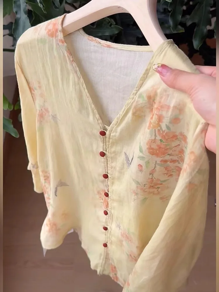 

Bohemian Flower Print Top Light Yellow V-Neck Button Long Sleeve Spring And Autumn Shirt Blouse Casual Beach Shirt Tops