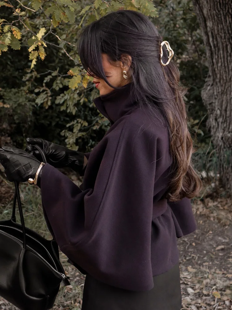 

HH женские осенние повседневные шикарные короткие куртки однотонные с высоким воротником и поясом с украшением на пуговицах женские новые модные пальто с длинными рукавами 2025