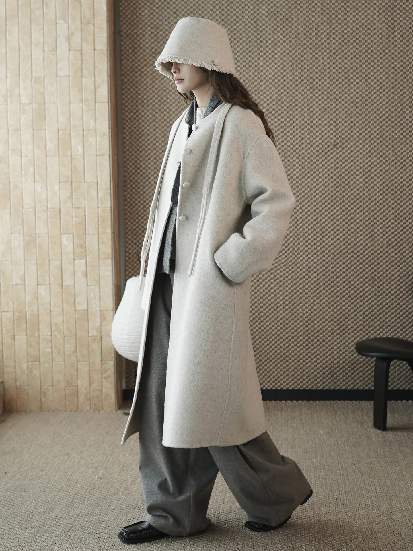 

Winter new Korean style fashionable round neck paired with hat, double-sided woolen coat, loose long jacket for women